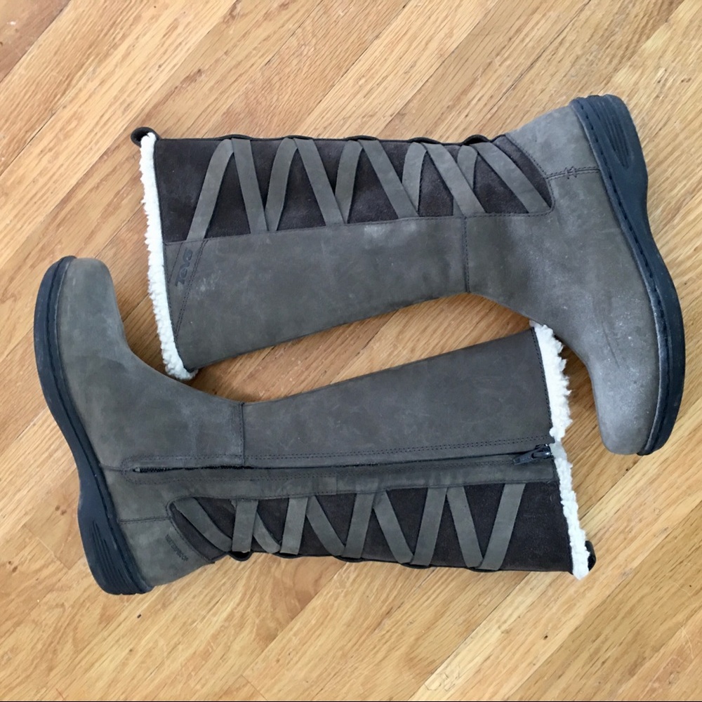 Tea Boots